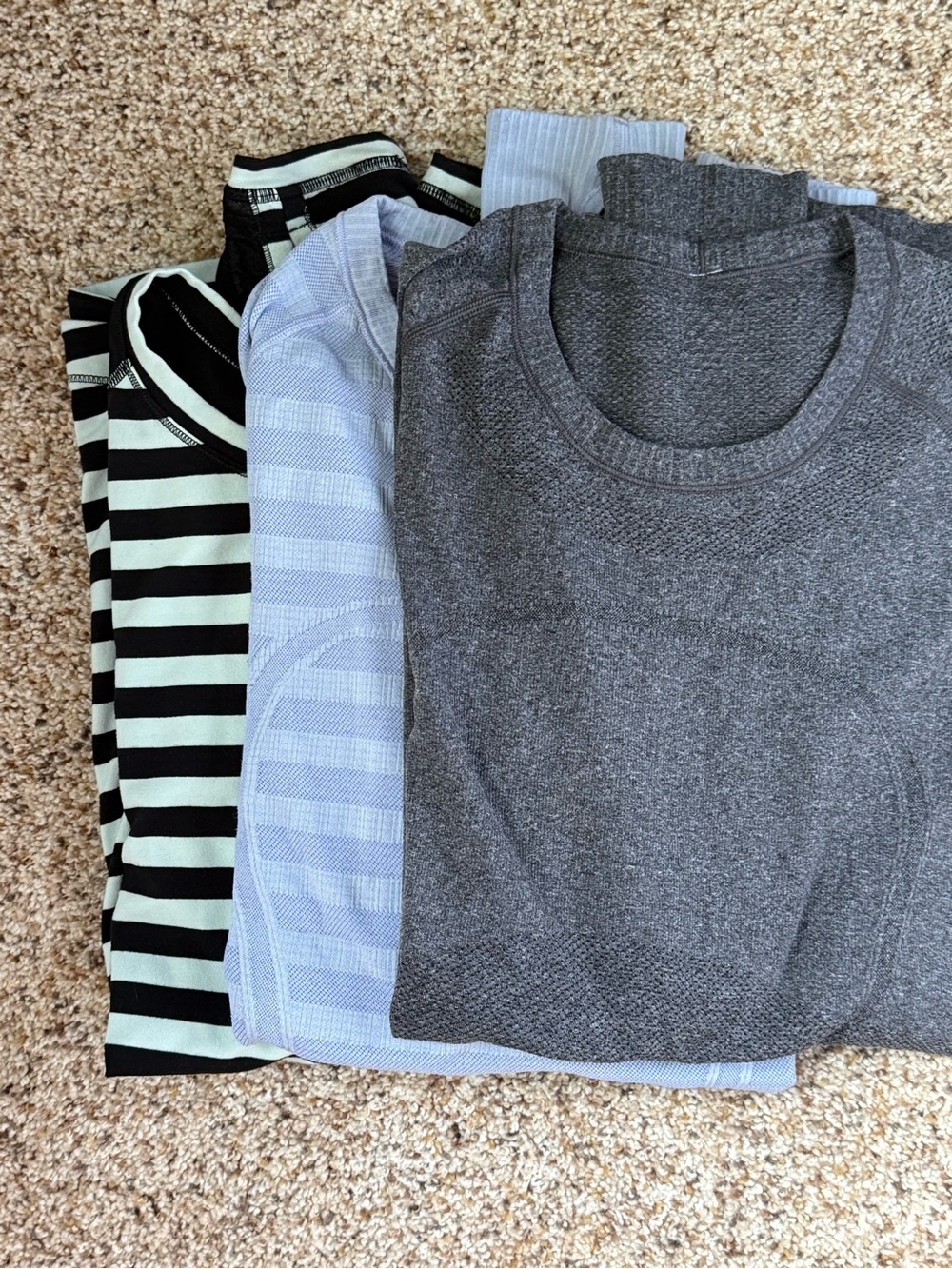 Lot of 3 Lululemon athletica Women's Long Sleeve Tops Gray, Blue, Mint Green 12